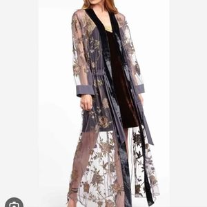 Aratta Most Popular Kimono sz sm